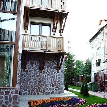 Esprit Hotel 3*